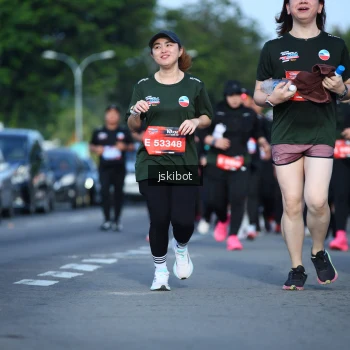 Runner Photo 3681758