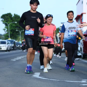 Runner Photo 3681792