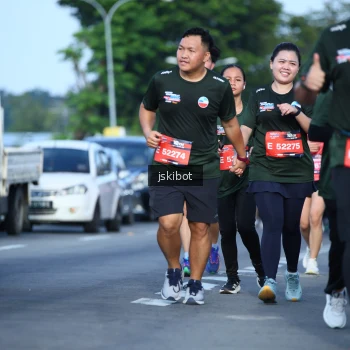 Runner Photo 3681842