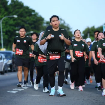 Runner Photo 3681845