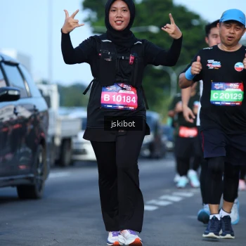 Runner Photo 3681863