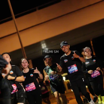 Runner Photo 3681876