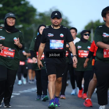 Runner Photo 3681898