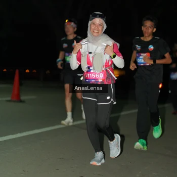 Runner Photo 3681936