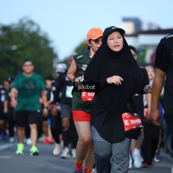 Runner Photo 3681966