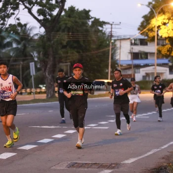 Runner Photo 3681983