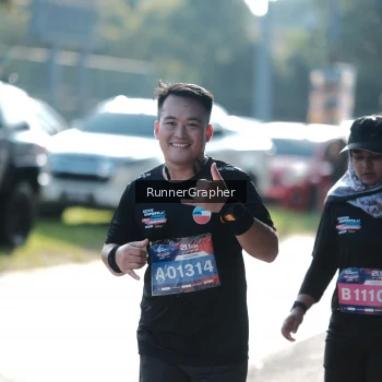 Runner Photo 3682023