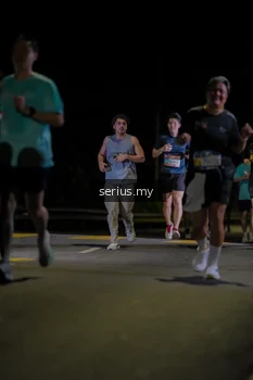 Runner Photo 3682074