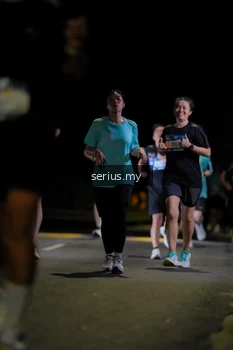 Runner Photo 3682136