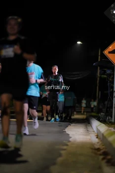 Runner Photo 3682140