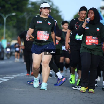 Runner Photo 3682165