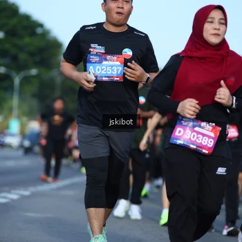 Runner Photo 3682194