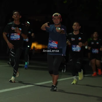 Runner Photo 3682206