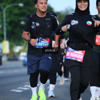 Runner Photo 3682307