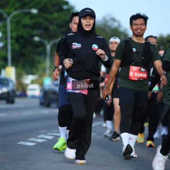 Runner Photo 3682310