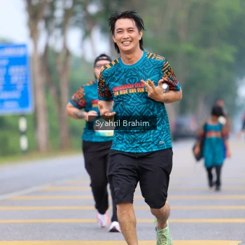 Runner Photo 3682368