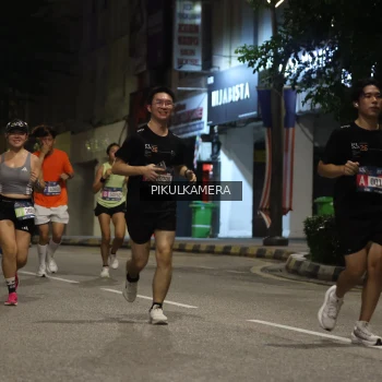 Runner Photo 3682373
