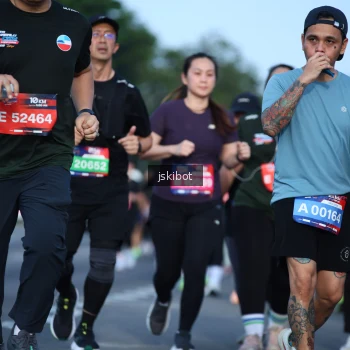 Runner Photo 3682390
