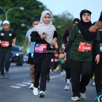 Runner Photo 3682415