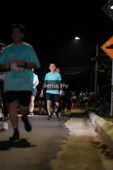 Runner Photo 3682446