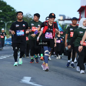 Runner Photo 3682473