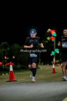 Runner Photo 3682476