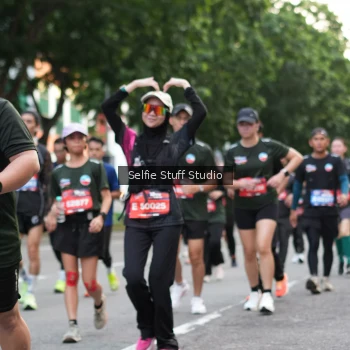 Runner Photo 3682481