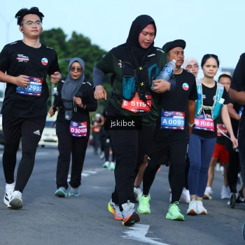 Runner Photo 3682513