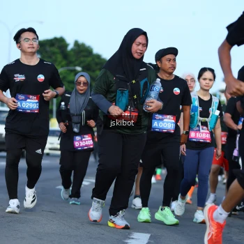 Runner Photo 3682515