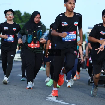 Runner Photo 3682519