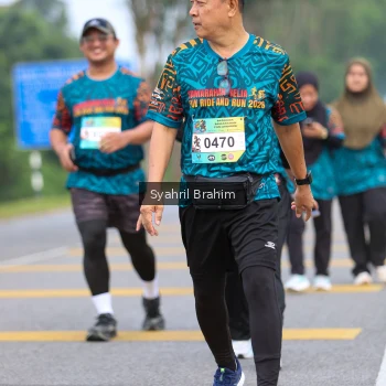 Runner Photo 3682525