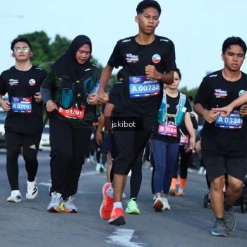Runner Photo 3682532