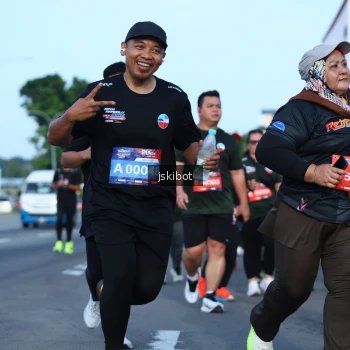 Runner Photo 3682582