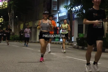 Runner Photo 3682604