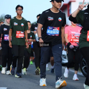 Runner Photo 3682606