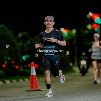 Runner Photo 3682623