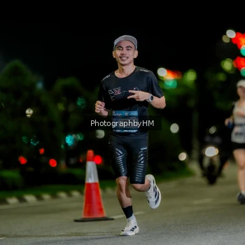 Runner Photo 3682625