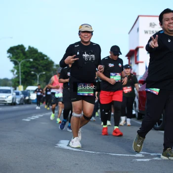 Runner Photo 3682697