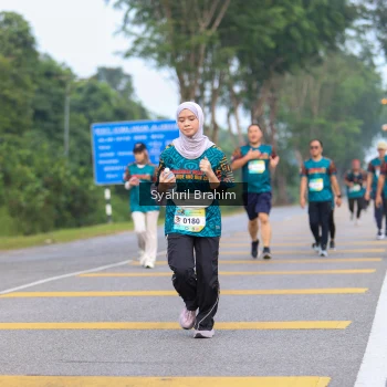 Runner Photo 3682718