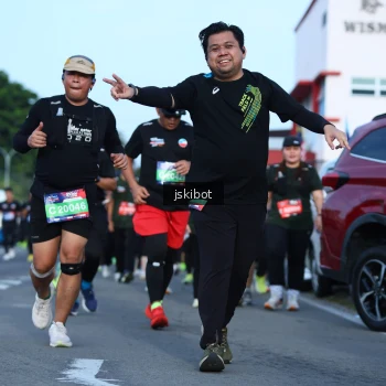 Runner Photo 3682766