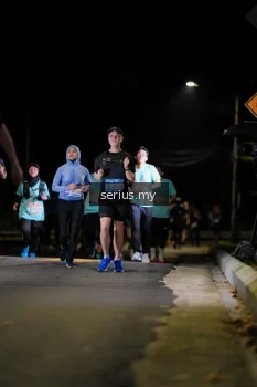 Runner Photo 3682899