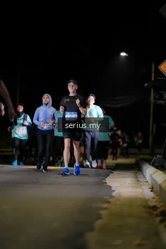 Runner Photo 3682900