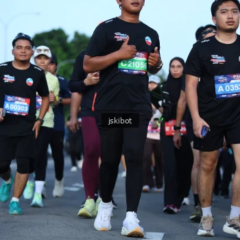 Runner Photo 3682905