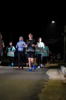 Runner Photo 3682916