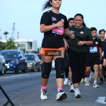 Runner Photo 3682930
