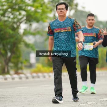Runner Photo 3682960