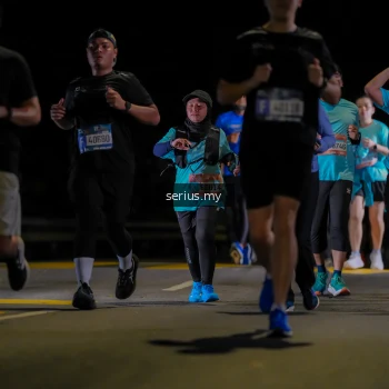 Runner Photo 3682977