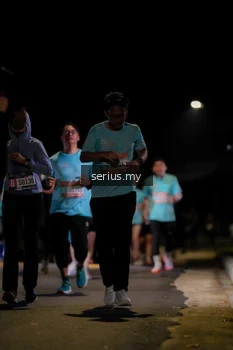 Runner Photo 3683009