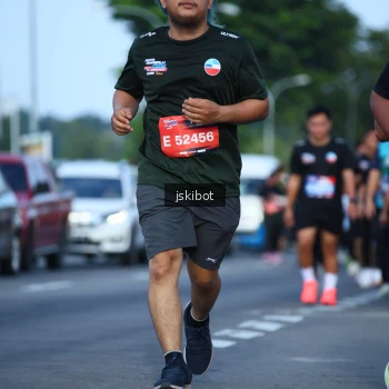 Runner Photo 3683046