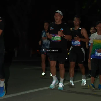 Runner Photo 3683063